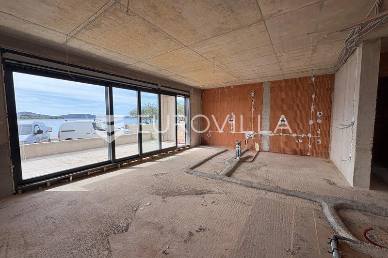 Vodice, NYBYGG, treroms leilighet på stranden, 121 m² - 8