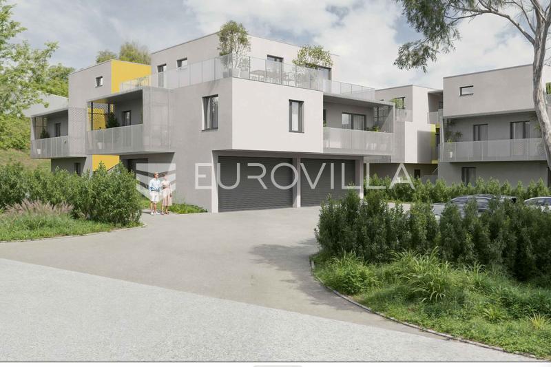 Samobor, Bregana građevinsko zemljište s građevinskom dozvolom i projektom za 9 stambenih objekata