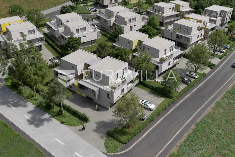 Samobor, Bregana građevinsko zemljište s građevinskom dozvolom i projektom za 9 stambenih objekata