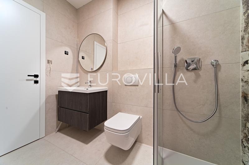  Osijek, Donji Grad, Moderne toværelses lejlighed, 111 m² med to private parkeringspladser  - 24