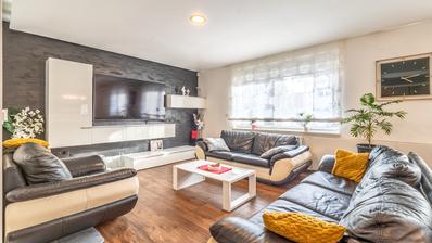 Zagreb, Dubrava, prekrasna kuća 250 m2, 2 garažna parkirna mjesta