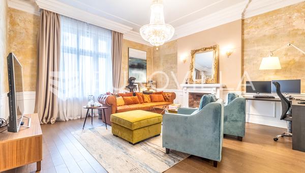 Zagreb, Centar, Mihanovićeva, uređen dvosoban stan 89 m²