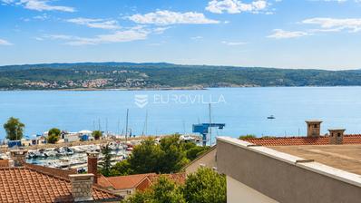 Crikvenica, luxus három hálószobás apartman garázzsal, közel a tengerhez, 114 m²
