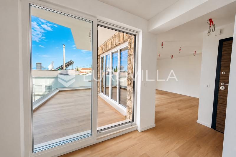 Crikvenica, lyxig trerumslägenhet med garage nära havet, 114 m² - 2