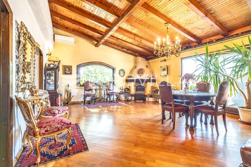 Zagreb, Pantovčak, četverosoban troetažan stan 170 m² i vanjsko parkirno mjesto - 2