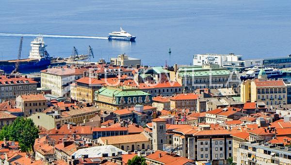 Rijeka, Belvedere, appartement de deux pièces, 50,54 mètres carrés, proche du centre et du Korzo