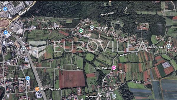 Pula, Sijana - 4111 m² de terreno na zona K1 - localização privilegiada