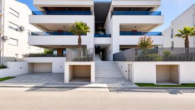 Zadar, Diklo, apartamento de luxo de três quartos com 125,27 m², em excelente localização com jardim