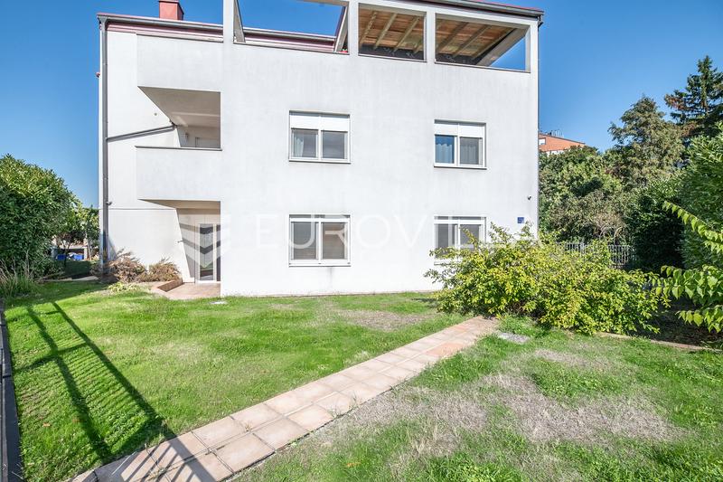 Zagreb, Sveti Duh, 120 m² bahçeli güzel dört odalı daire - 9