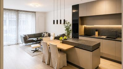 Загреб, Хайнзелова, ВМД, четырехкомнатная квартира 109 м², 2 гаражных парковочных места, кладовая