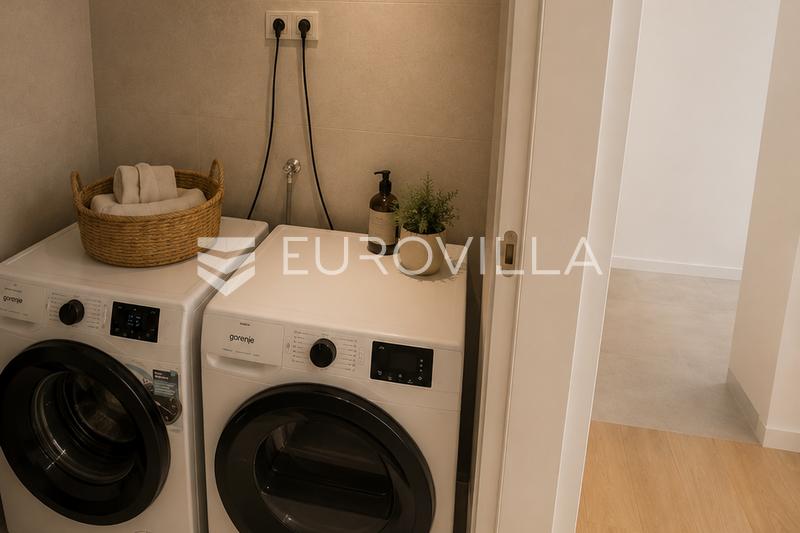 Zagreb, Heinzelova, VMD, neljän huoneen huoneisto 109 m², 2 autotallipaikkaa, varasto - 8