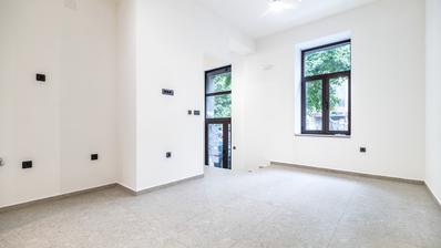 Zagreb, Donji grad, ulični lokal 35 m²