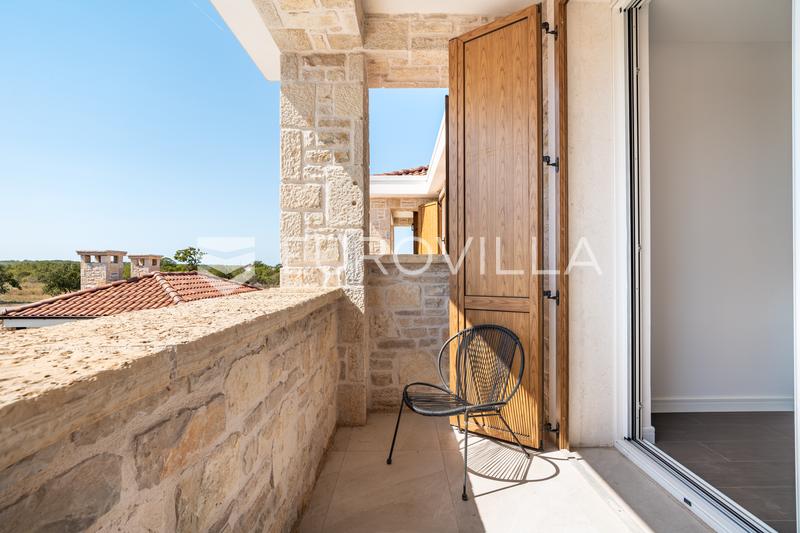 Zadar, Nin - Luxury Stone Villa with an Infinity Pool and Private Wellness Oasis - 15