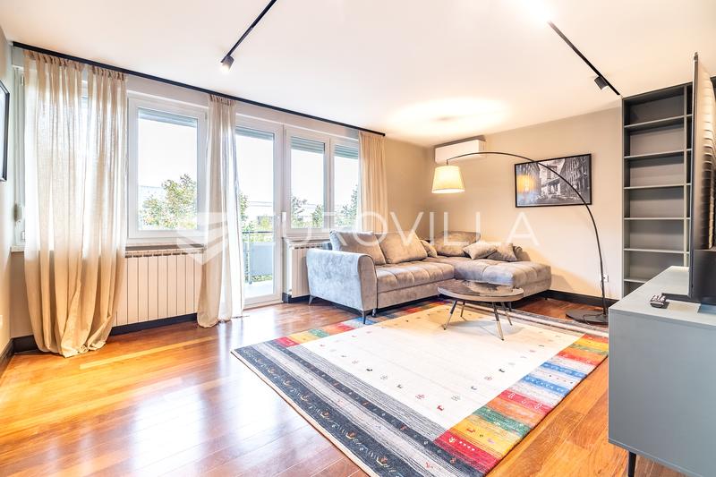 Zagreb, Savska, hiljattain remontoitu yksiö 66 m² loggialla - 1