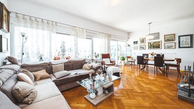 Zagreb, Pantovčak, prostrana obiteljska kuća 400 m² na parceli 735 m², prekrasan pogled