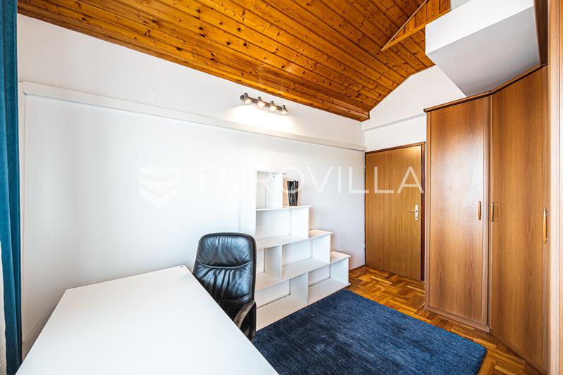 Zágráb, Trnje, háromszobás lakás 75 m² - 10
