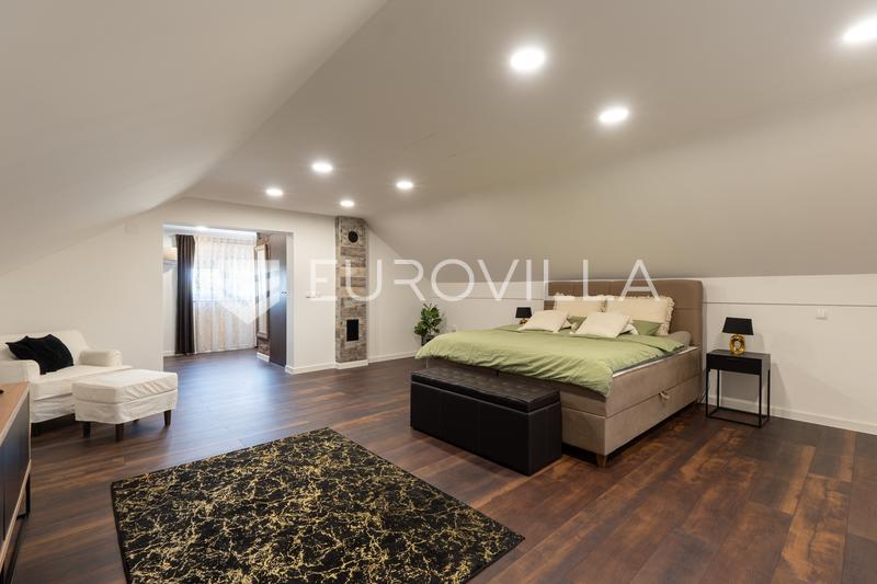 Mandićevac, prekrasna uređena kuća s vrtom i terasom, 145 m² - 20