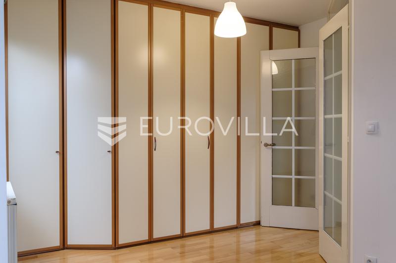 Zagreb, Trešnjevka, VMD, luksuzan troetažan stan s terasom, otvoreni pogled - 22