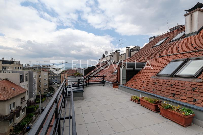 Zagreb, Trešnjevka, VMD, luksuzan troetažan stan s terasom, otvoreni pogled - 30