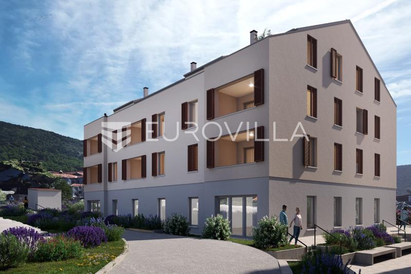 Town of Cres, City Center, Tree-Bedroom Apartment with Roof Terrace, NEW BUILD