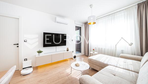 Novi Zagreb, Otok, pet friendly dvosoban smart home stan površine 50 m² s garažnim mjestom