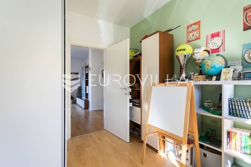Zagreb, Mikulici, smukt familiehus 325 m² - 5