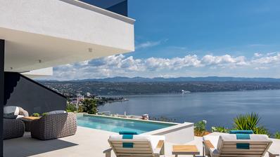 Opatija, luxurious four-bedroom apartment with private pool and SPA area
