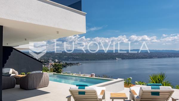 Opatija, luxus négyszobás apartman saját medencével és SPA résszel.