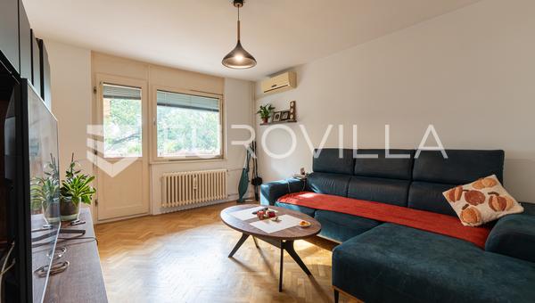 Osijek, Gornji Grad, apartamento funcional de dos habitaciones con balcón y trastero