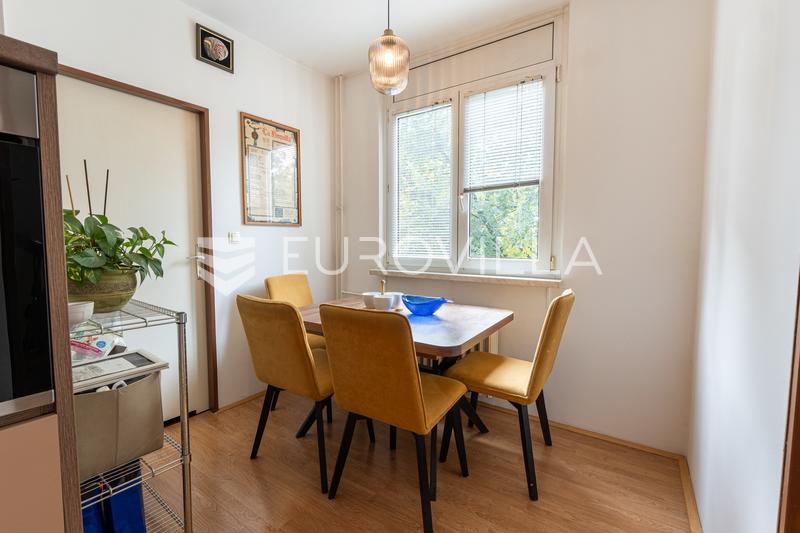 Osijek, Gornji Grad, funktionelle Zweizimmerwohnung mit Balkon und Abstellraum - 7