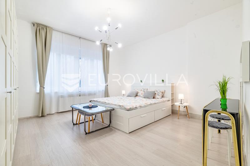 Zagreb, Kvaternikov trg, newly renovated apartment for rent 65 m²