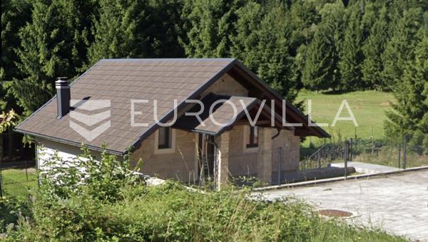 Lokve, en ny friliggande villa med en tomt om 1 659 m²