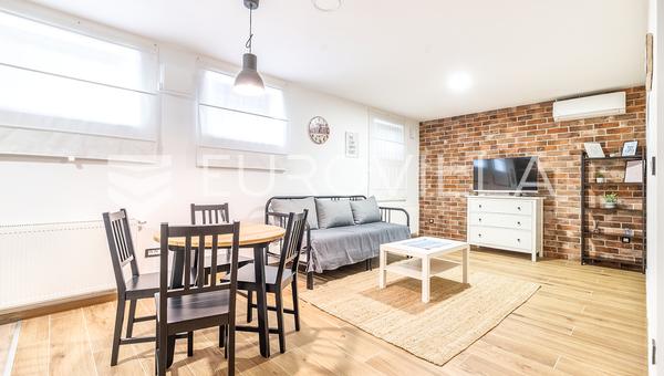 Zagreb, Maksimir, prekrasan dvosoban stan 45 m²