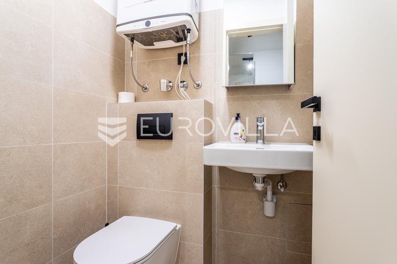 Split, Gripe, two-bedroom apartment, long-term lease, first occupancy - 12