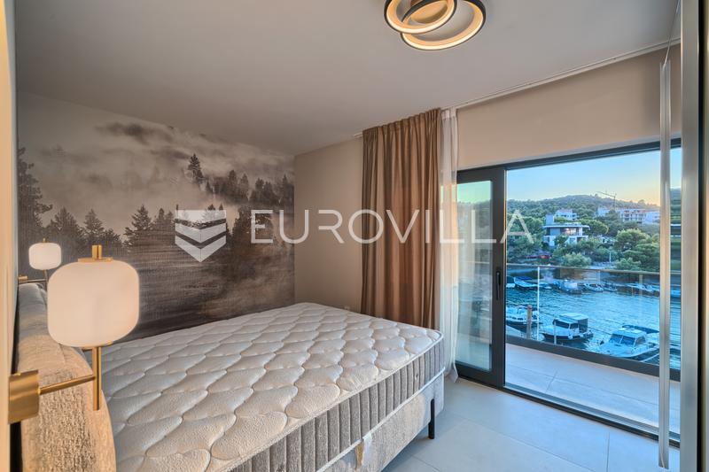 Ražanj - neu gebaute Villa in erster Reihe zum Meer - 17