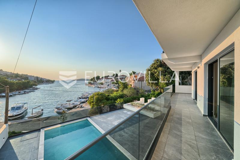 Ražanj - neu gebaute Villa in erster Reihe zum Meer - 12