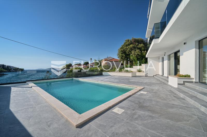 Ražanj - neu gebaute Villa in erster Reihe zum Meer - 4