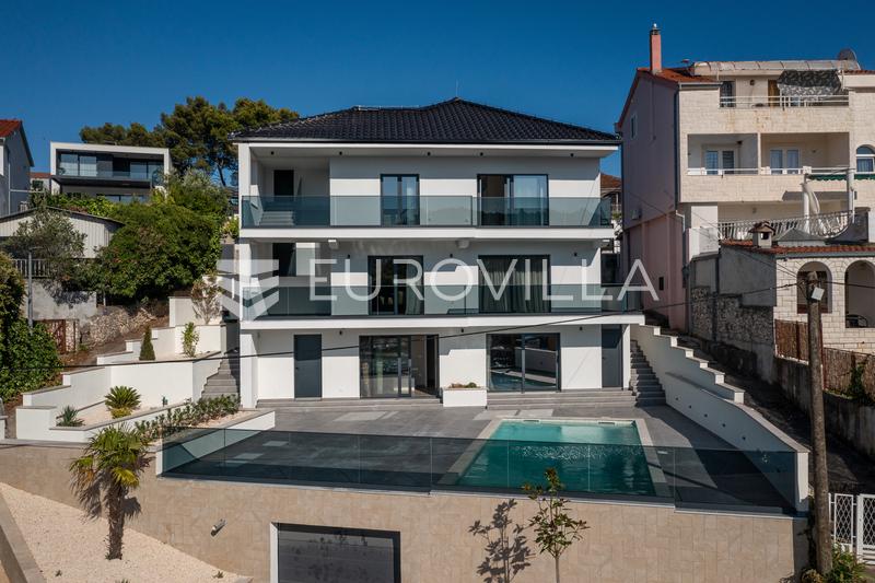 Ražanj - neu gebaute Villa in erster Reihe zum Meer - 2