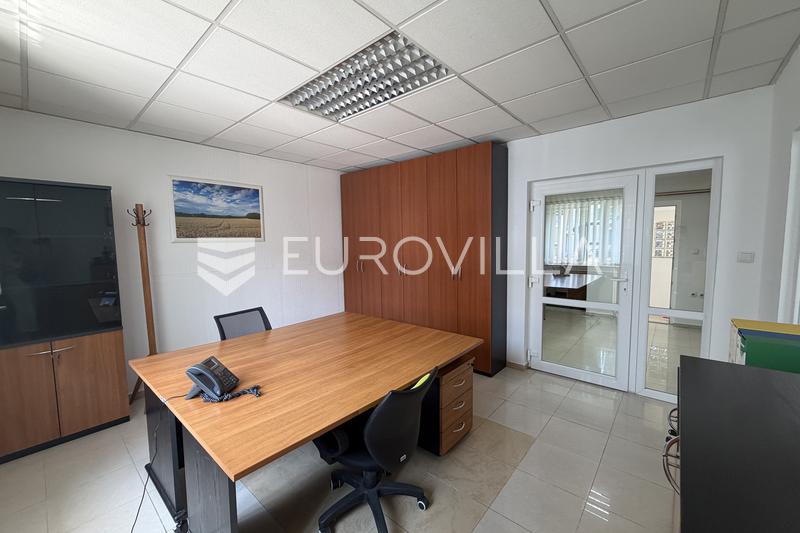 Dakovo, næringslokale 130 m², TIL LEIE - 17