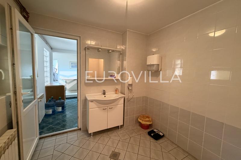 Dakovo, næringslokale 130 m², TIL LEIE - 5