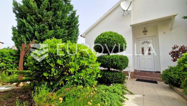 Vir - Encantadora casa de una sola planta con 3 dormitorios