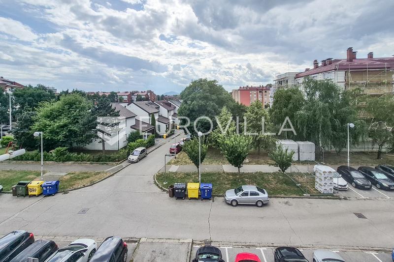 Spansko - Wohnung zur Renovierung im 3. Stock, hochwertige Stahlbetonkonstruktion - 6
