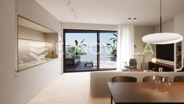Pag, Mandre, luksuzna vila 3 u nizu s bazenom i pogledom na more, 130 m²