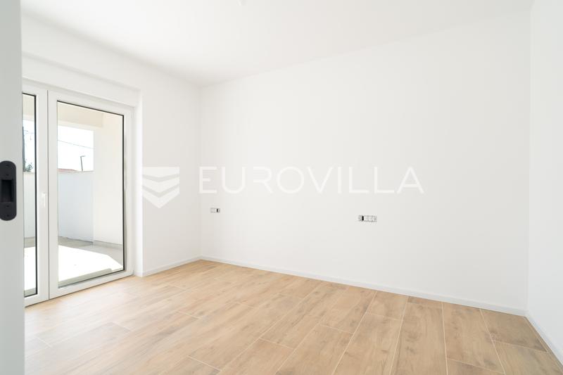 Zaton - Rummelig Nybygget Lejlighed, 104 m² - 10