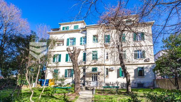 Split, Bačvice | Ekskluzivna prodaja, trosoban stan na jednoj od najpoželjnijih lokacija u gradu