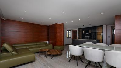 Malinska Dubasnica, luxusní apartmán se třemi ložnicemi a obývacím pokojem, pouhých 80 metrů od moře