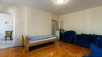 Pula, Veruda, spacieux appartement de deux chambres de 93 m² avec trois terrasses dans l'un des quartiers les plus reche