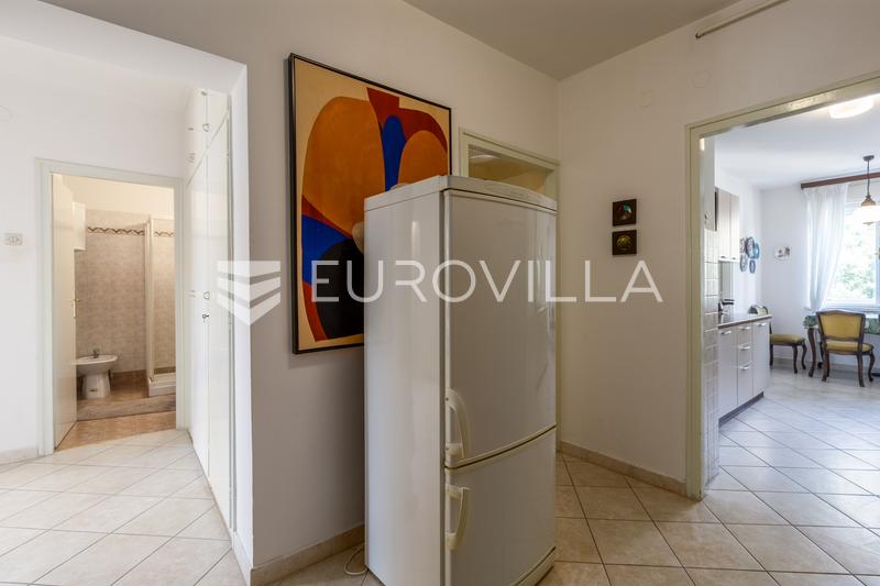 Pula, Veruda, spacious Two-Bedroom Apartment of 93 m² with Three Terraces in One of Pula's Most Desi - 6