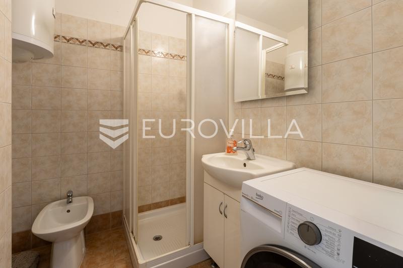 Pula, Veruda, spacious Two-Bedroom Apartment of 93 m² with Three Terraces in One of Pula's Most Desi - 10