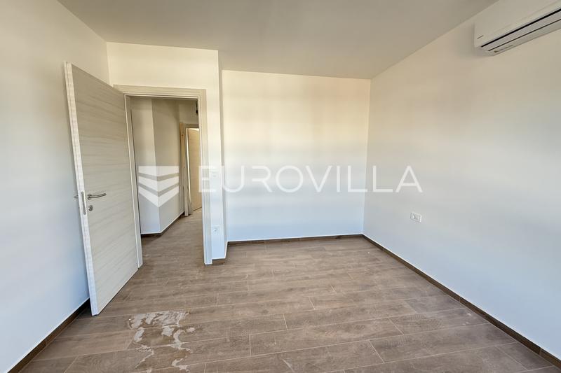 Pula, Valdebek - rummelig penthouse i en ny bygning, 2. sal, 154 m², garage - fremragende beliggenhed - 14